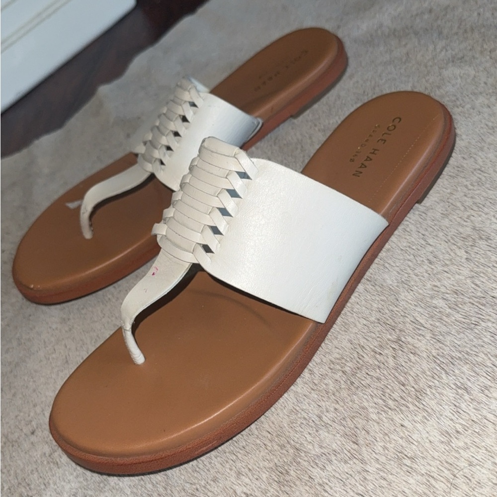 Cole Haan White and Tan Sandals/Flats Size 7.5